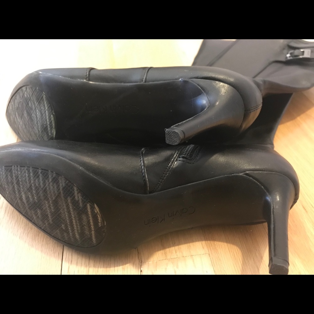 Calvin Klein boot - Picture 7 of 9